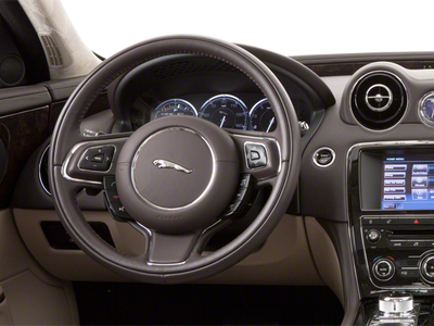 2011 Jaguar XJ Base
