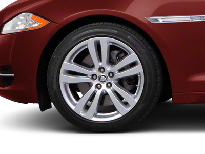 2011 Jaguar XJ Base