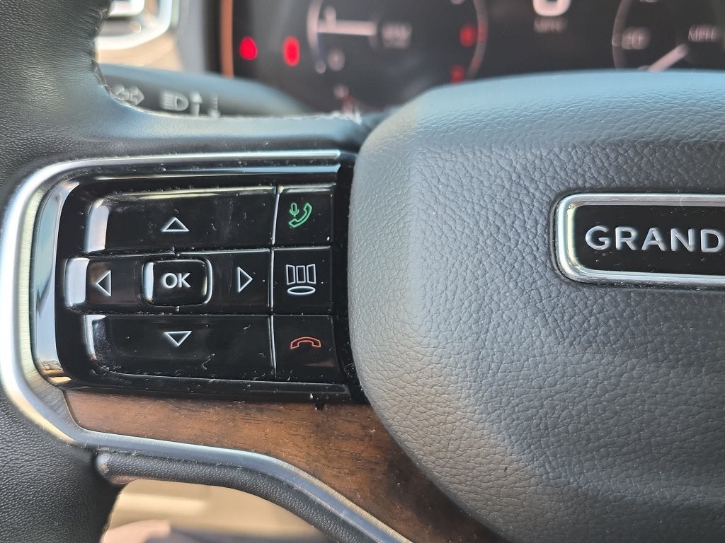 2024 Jeep Grand Wagoneer L BASE