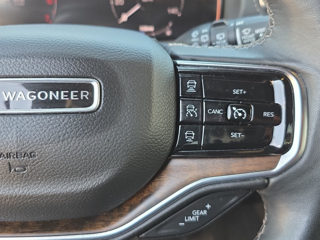 2024 Jeep Grand Wagoneer L BASE