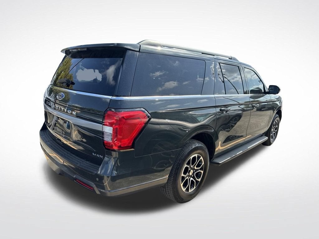 2022 Ford Expedition Max XLT