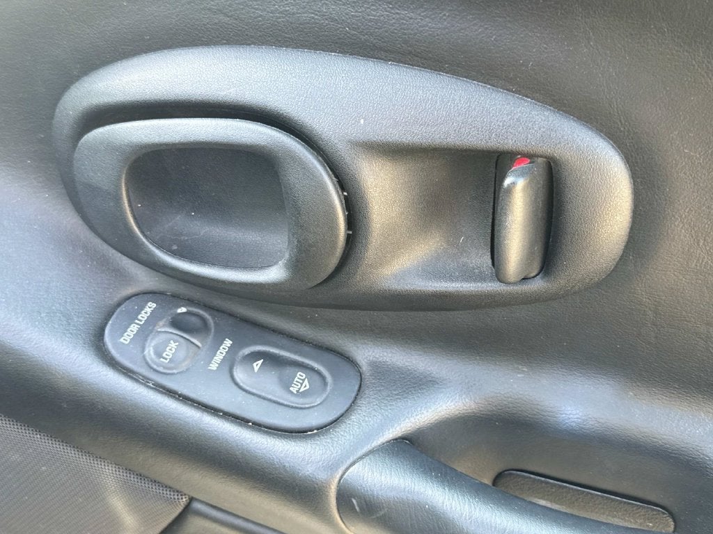 2003 Chevrolet Corvette NA