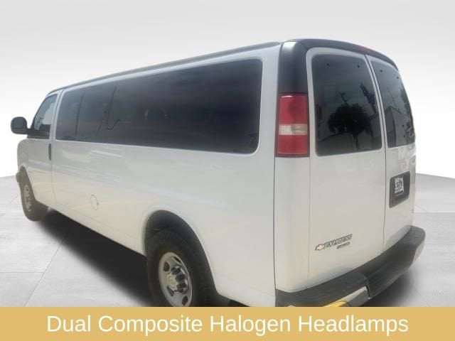 2016 Chevrolet Express Passenger 3500 LT