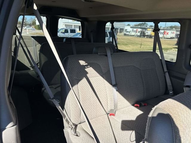 2016 Chevrolet Express Passenger 3500 LT