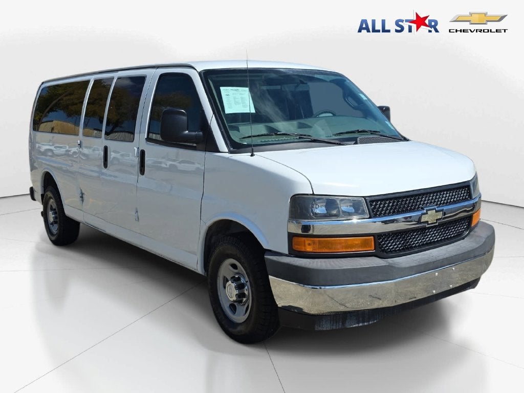 2017 Chevrolet Express Passenger 3500 LT