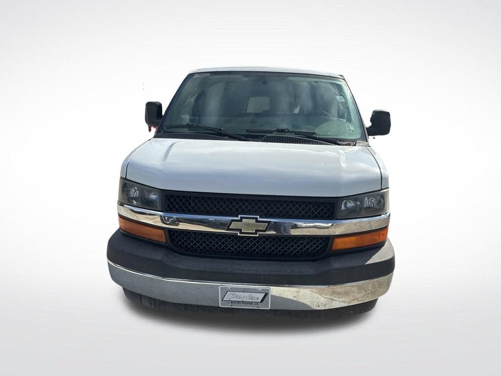 2017 Chevrolet Express Passenger 3500 LT