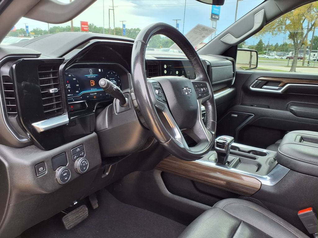 2022 Chevrolet Silverado 1500 RST