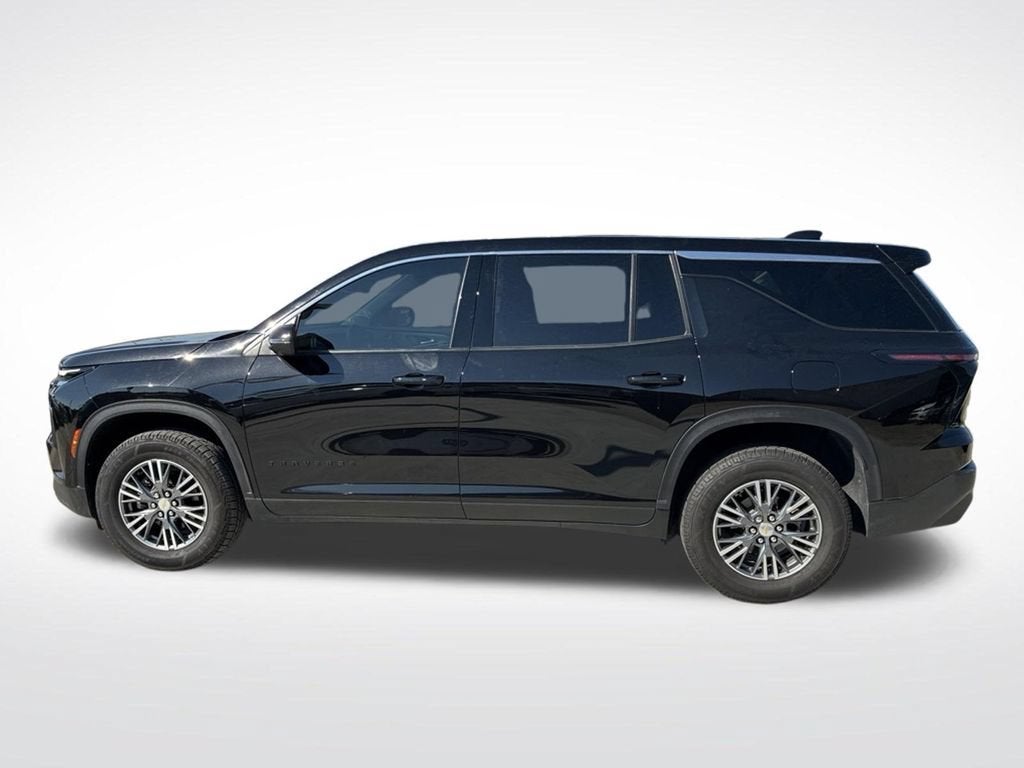 2024 Chevrolet Traverse LS