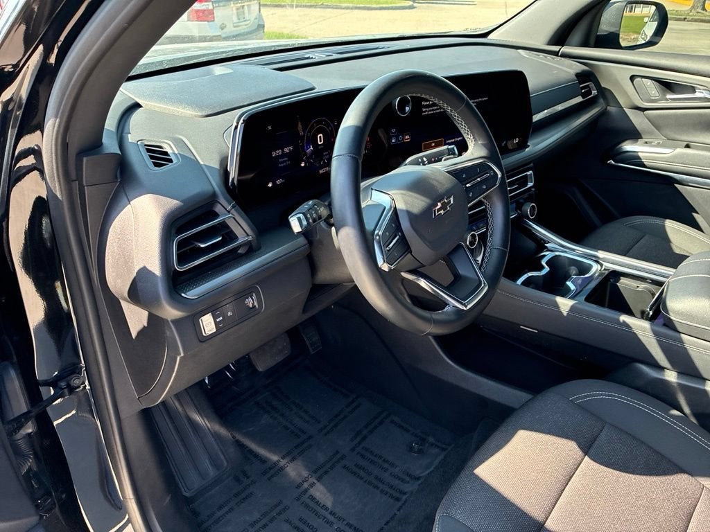 2024 Chevrolet Traverse LS