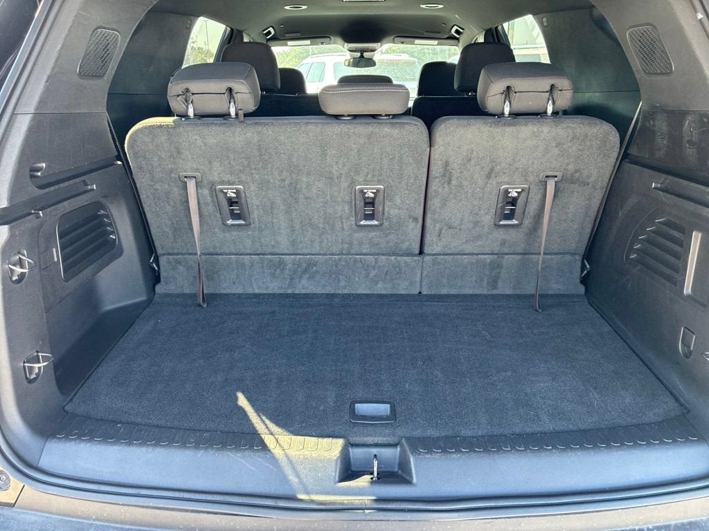 2024 Chevrolet Traverse LS