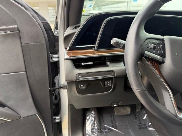 2024 Cadillac Escalade ESV Luxury