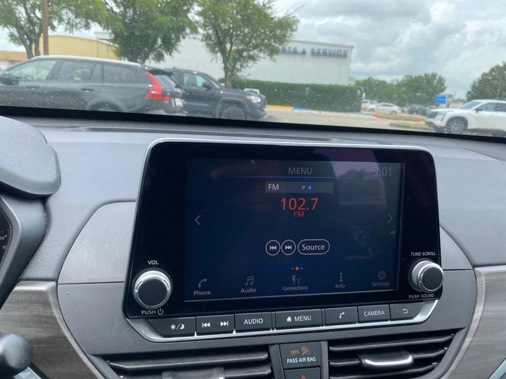2025 Nissan Altima SV