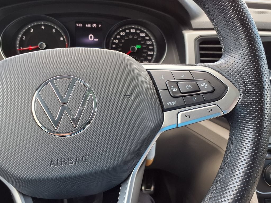 2021 Volkswagen Atlas 3.6L V6 SE w/Technology R-Line