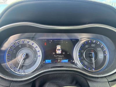 2015 Chrysler 300 Limited