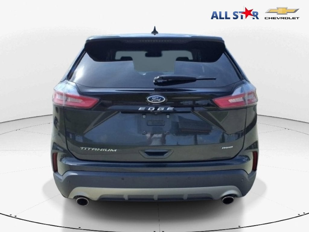 2023 Ford Edge Titanium