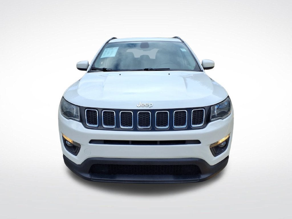 2019 Jeep Compass Latitude w/Sun/Wheel Pkg