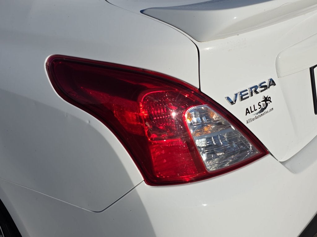 2019 Nissan Versa Sedan SV