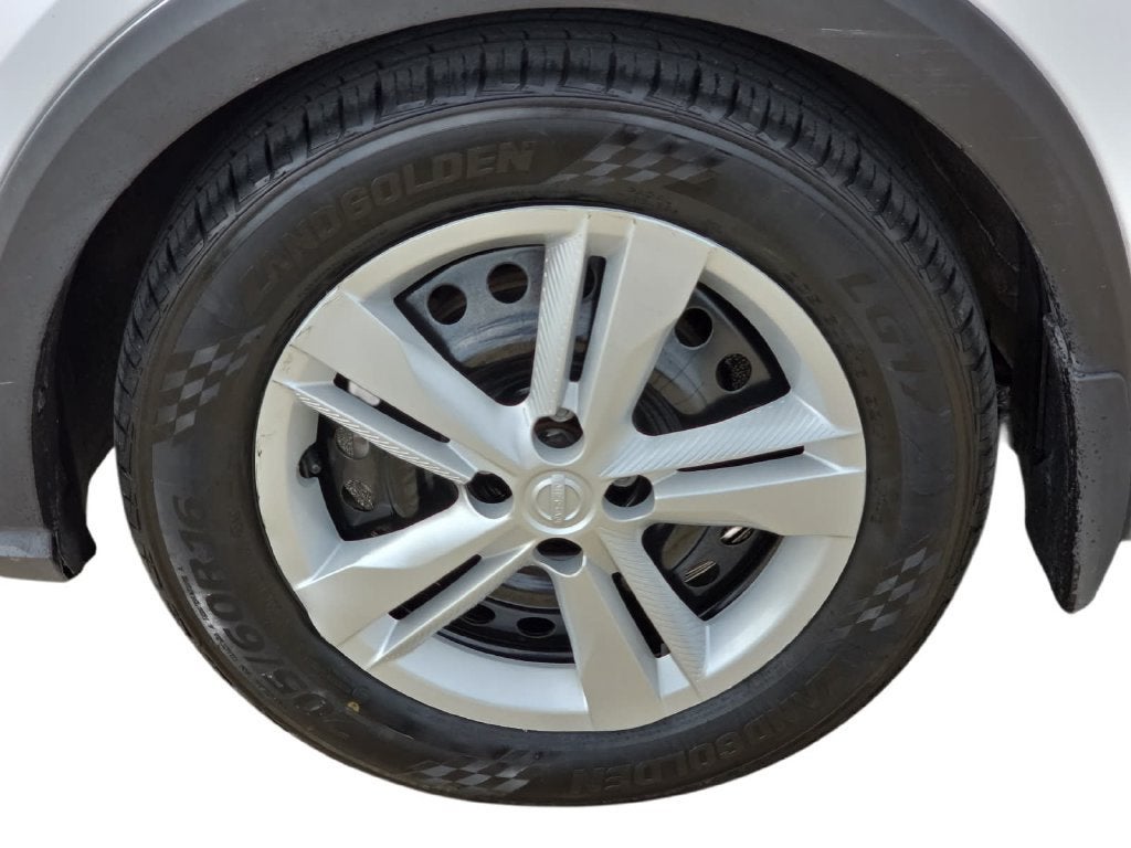 2023 Nissan Kicks S