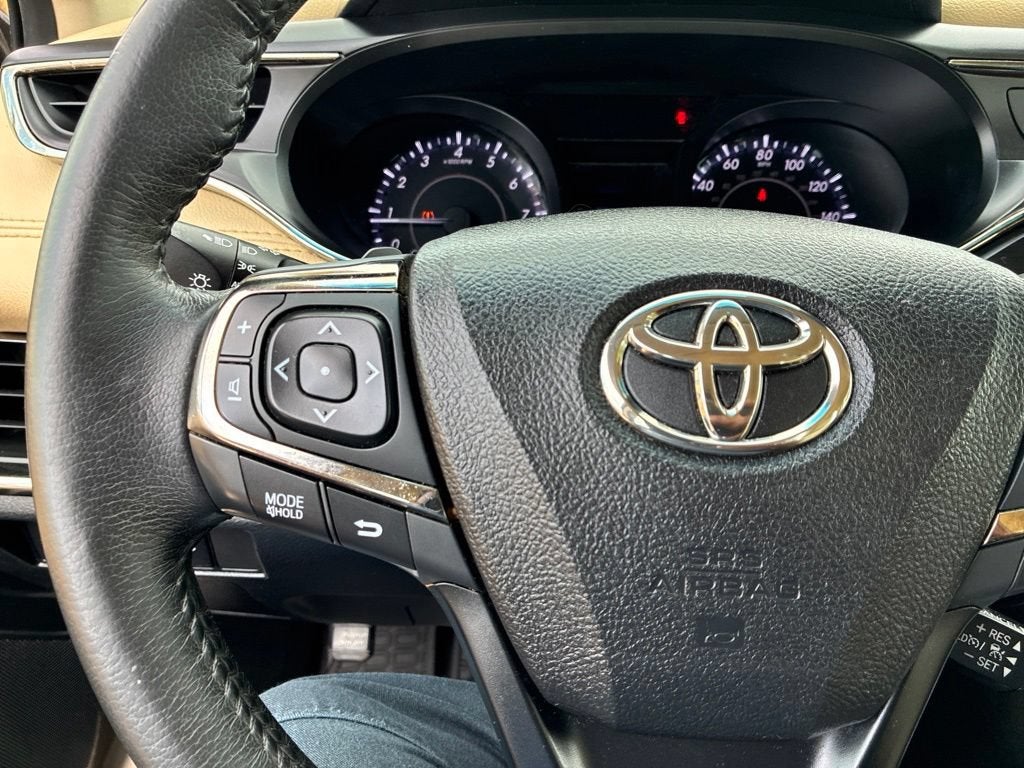 2017 Toyota Avalon XLE