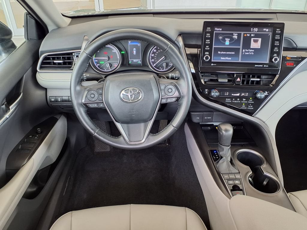 2024 Toyota Camry Hybrid SE