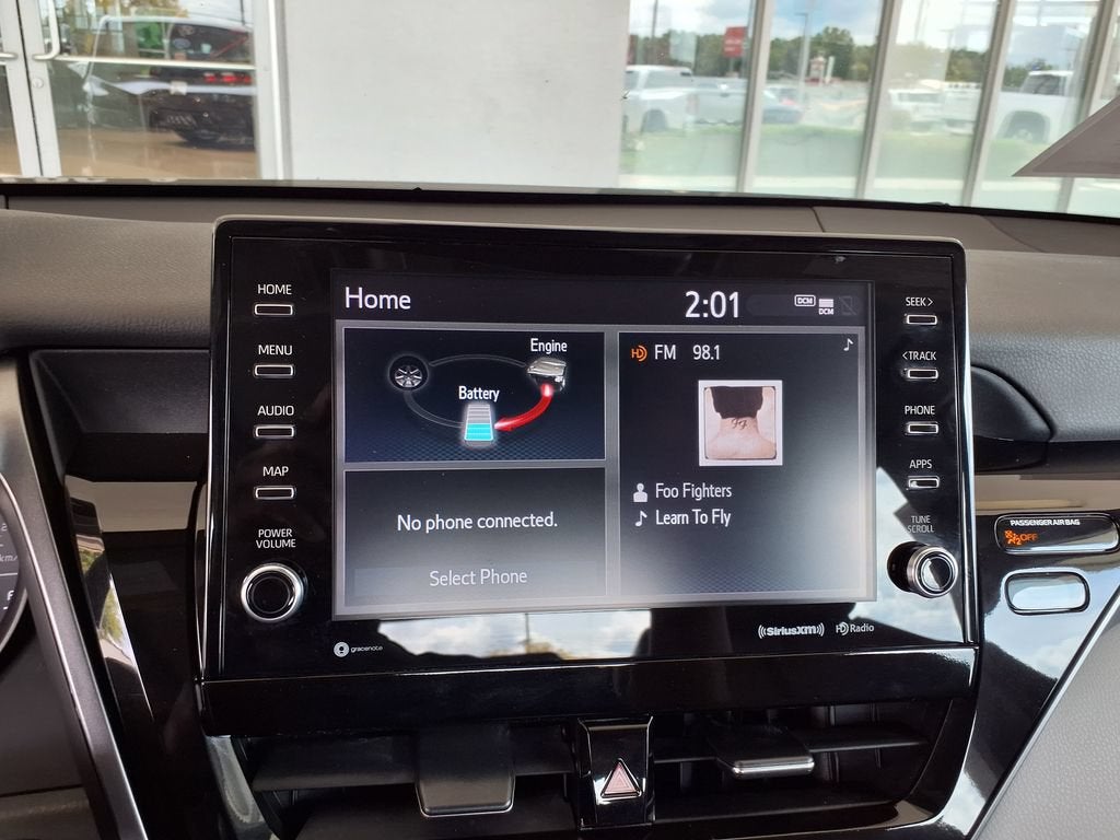 2024 Toyota Camry Hybrid SE