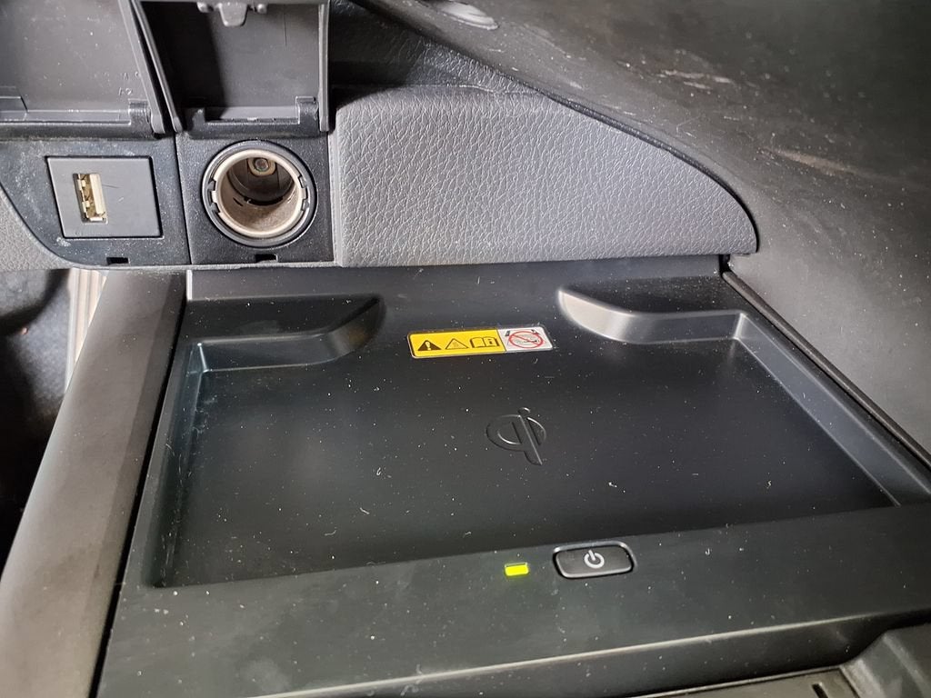 2024 Toyota Camry Hybrid SE