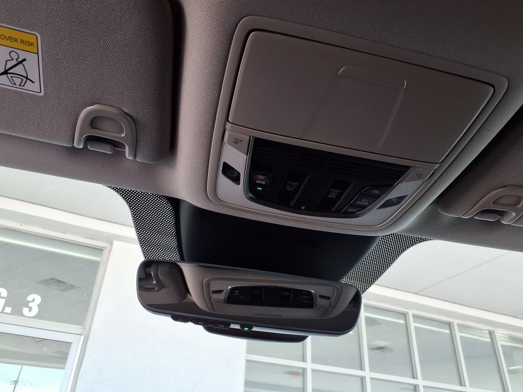 2025 Acura MDX w/Technology Package