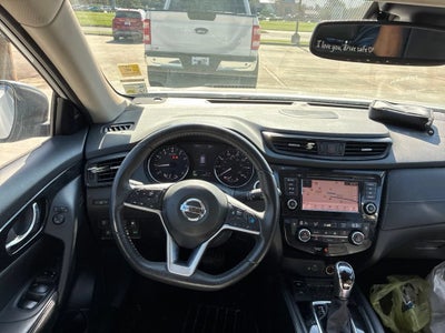 2020 Nissan Rogue SL