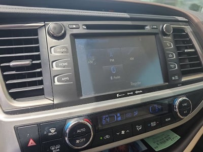 2018 Toyota Highlander SE