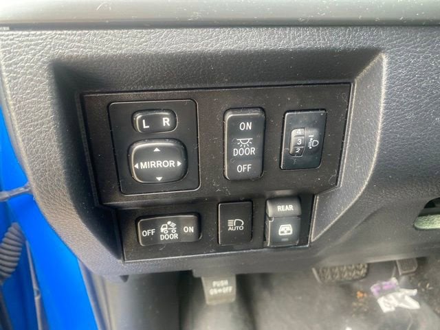 2019 Toyota Tundra 4WD SR5
