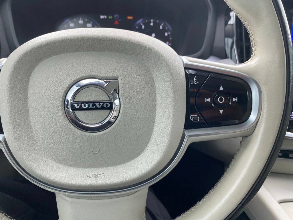 2020 Volvo S60 Momentum