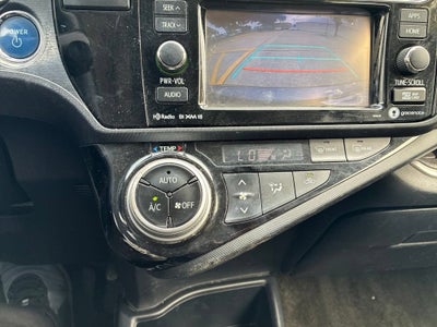 2016 Toyota Prius c One