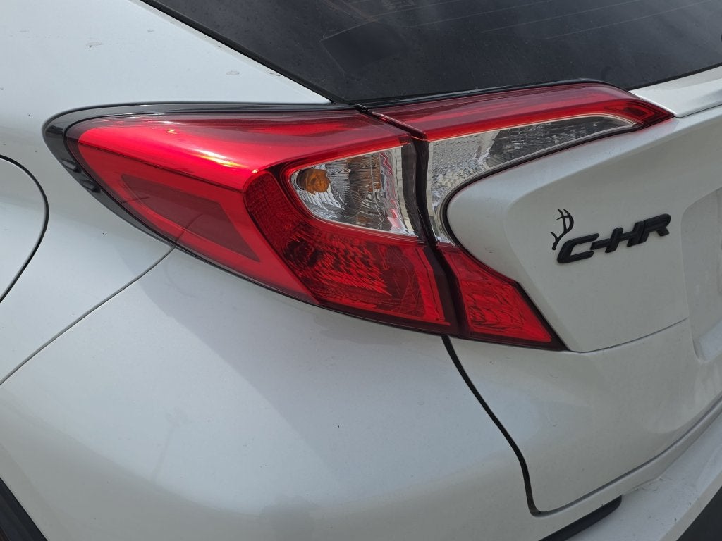 2021 Toyota C-HR LE
