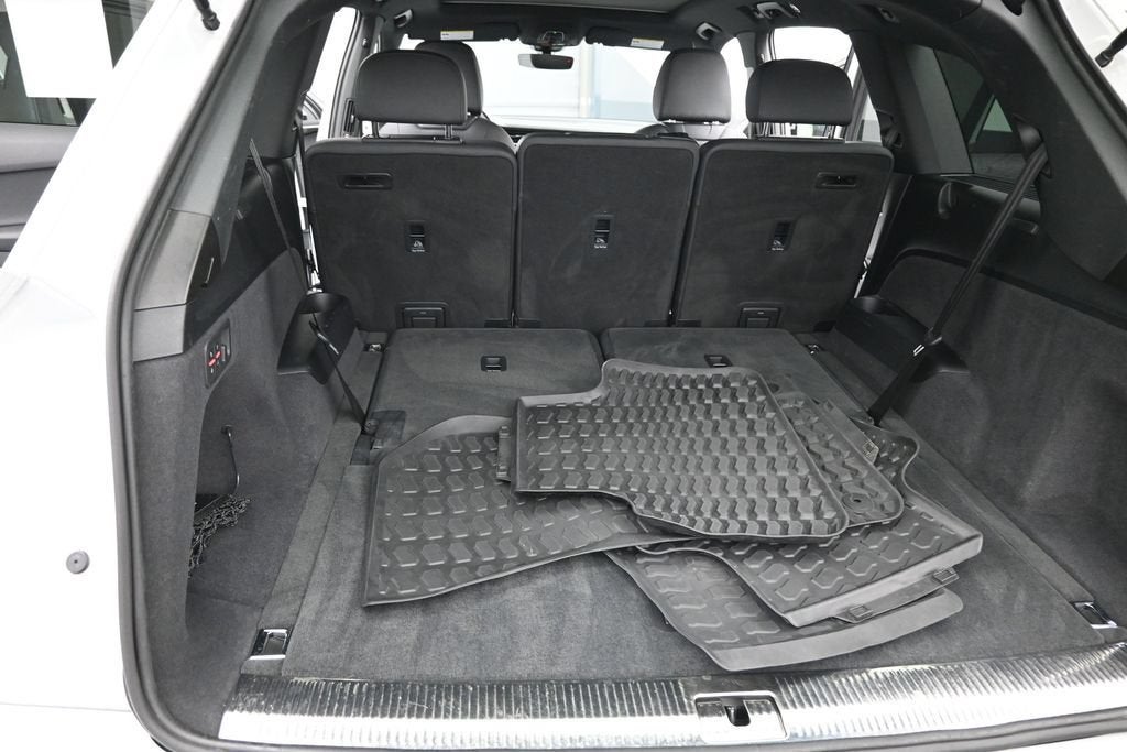 2023 Audi Q7 Premium