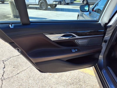 2018 BMW 7 Series 740i