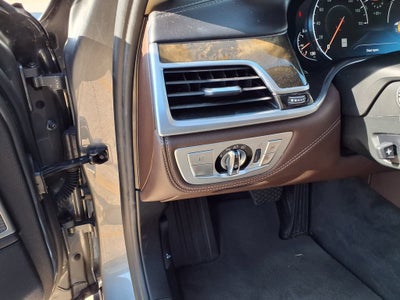 2018 BMW 7 Series 740i