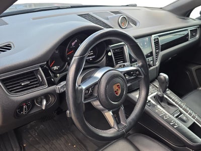 2018 Porsche Macan NA