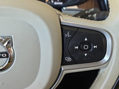 2021 Volvo XC60 Momentum