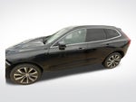 2022 Volvo XC60 Momentum