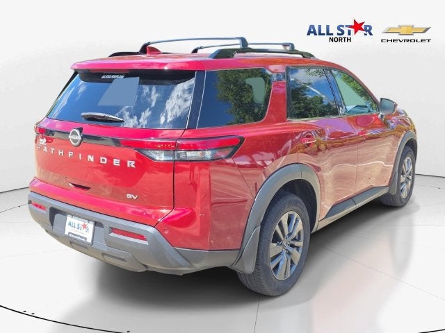2024 Nissan Pathfinder SV