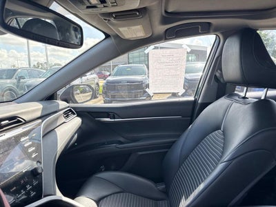 2018 Toyota Camry SE