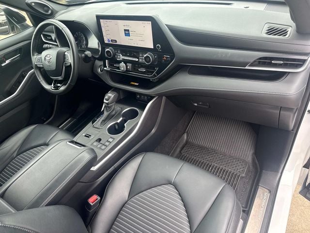 2024 Toyota Highlander XSE