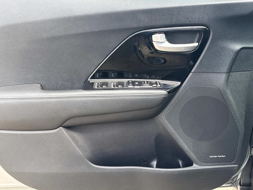 2022 Kia Niro Touring