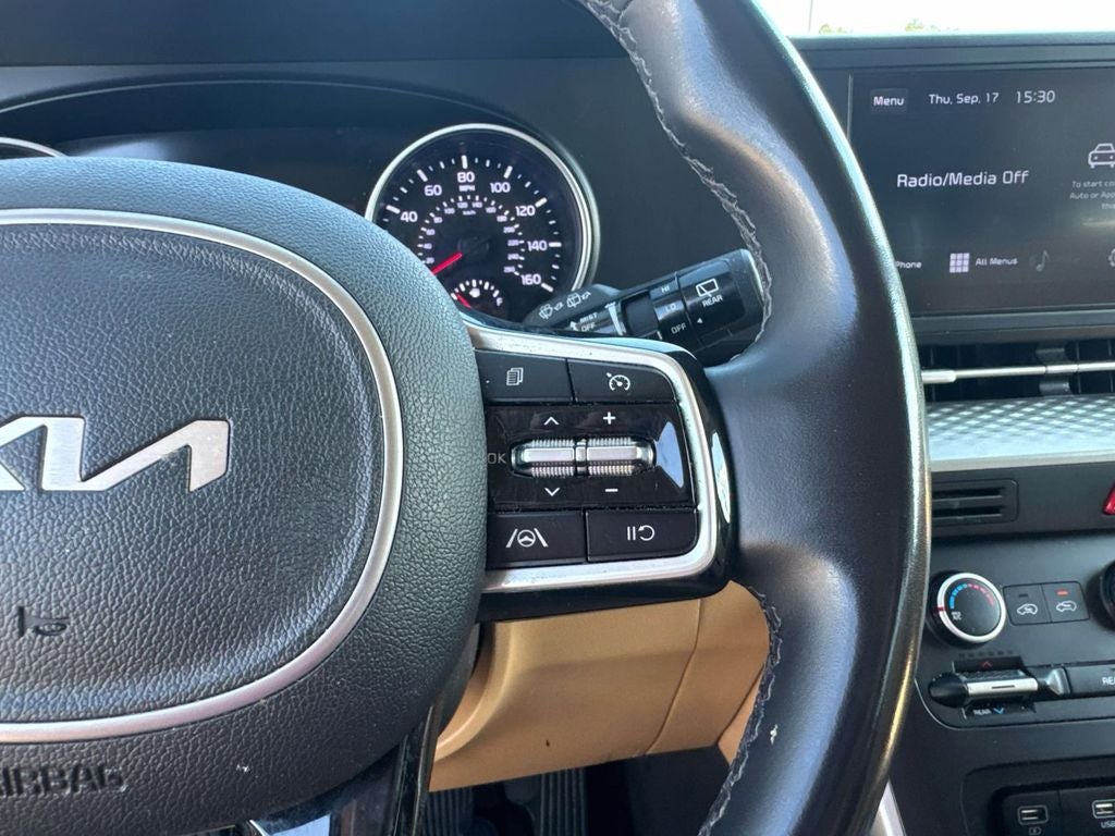 2022 Kia Carnival LXS