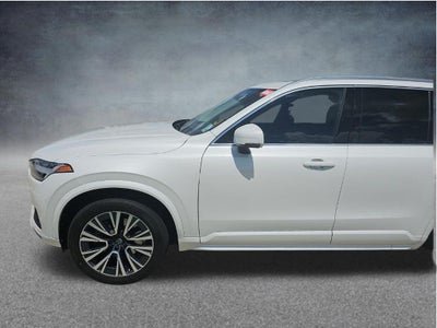 2020 Volvo XC90 T6 Momentum