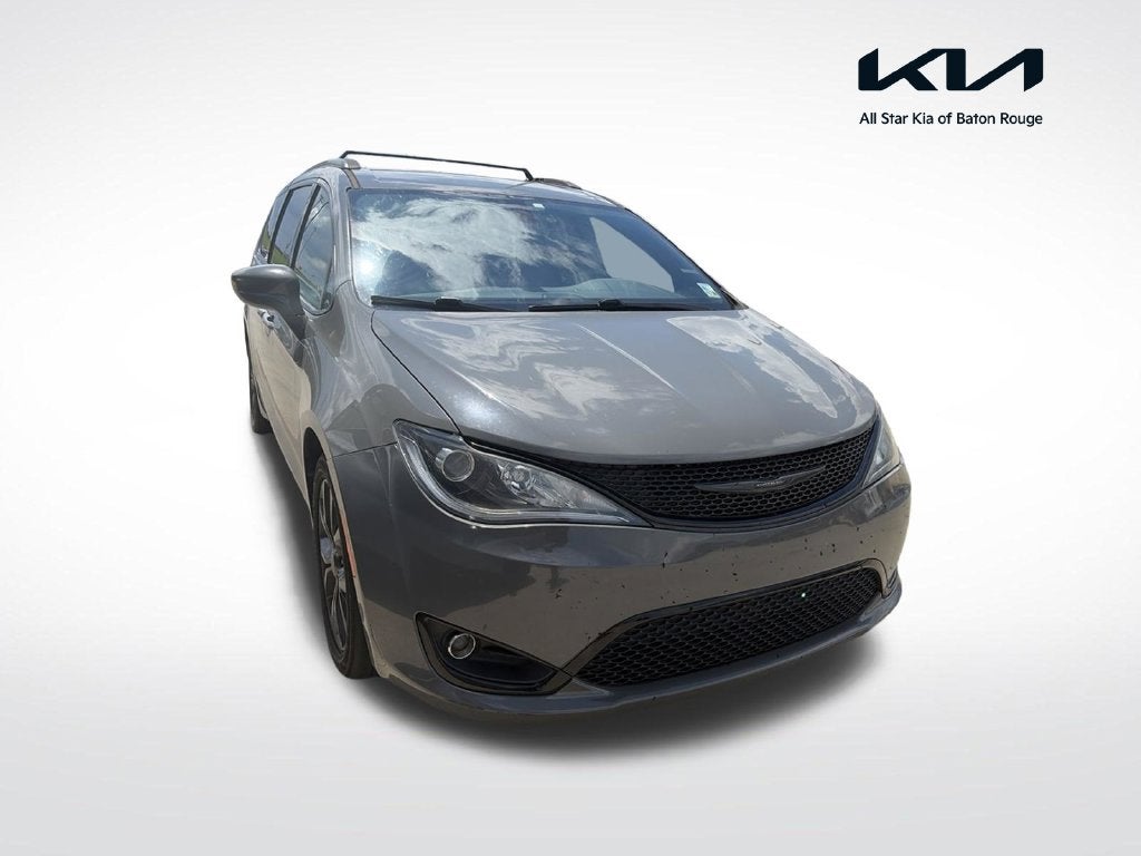 2020 Chrysler Pacifica Touring L