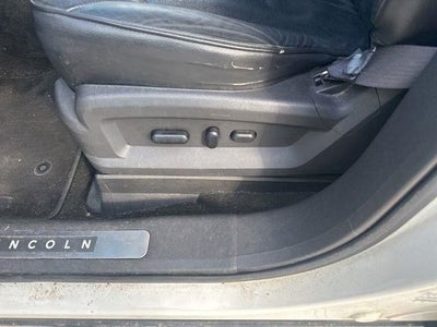 2013 Lincoln MKX Base