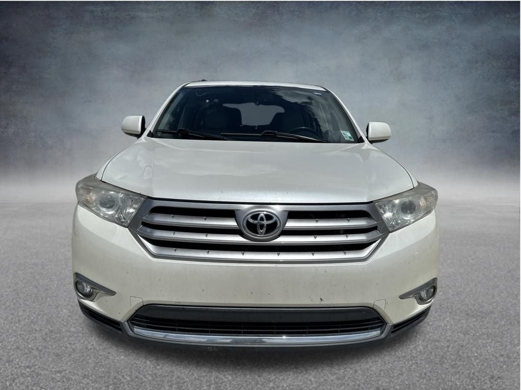 2013 Toyota Highlander SE
