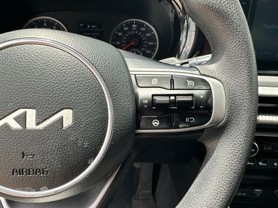 2022 Kia K5 LXS