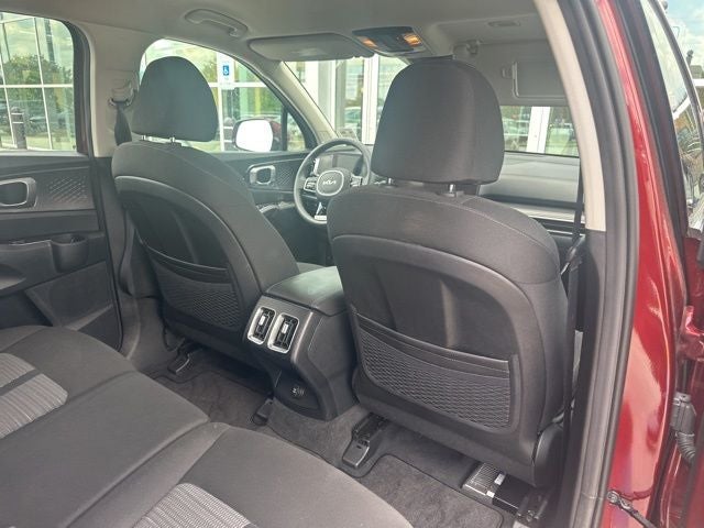 2025 Kia Sorento LX